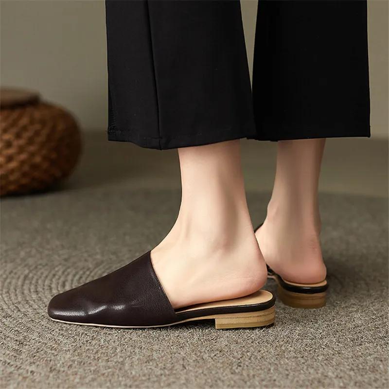 Fashion New Summer Women Shoes Mules Shoes for Women Simple Women Slippers Low Heel Square Toe Slippers Ladies Shoes Zapatos De Mujer