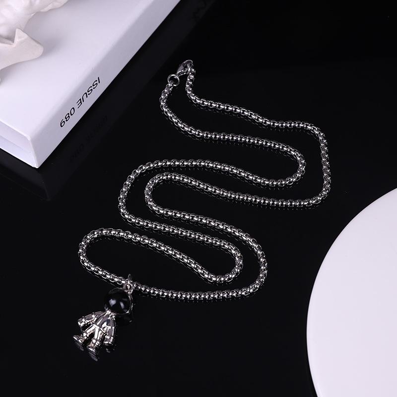 Personality temperament trendy jewelry necklace hip-hop necklace titanium steel sweater chain male astronaut couple necklace