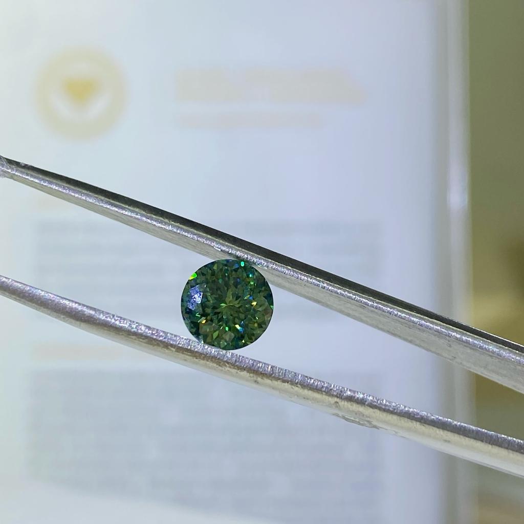 Cellacity Runder 100-Schliff Moissanit 1,0-8,0 Karat D-Farbe Massenware Hochwertige Perlen bestanden durch Diamanttester mit GRA