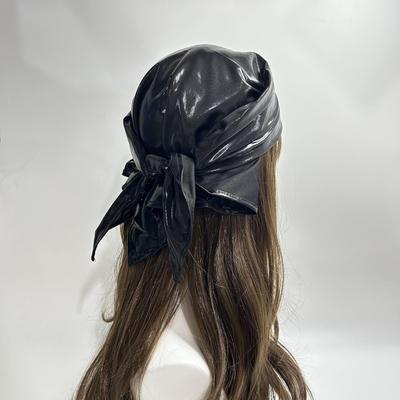 Flüssiges Silber Leopardenmuster Bandana - Y2K Retro Seiden Kopftuch