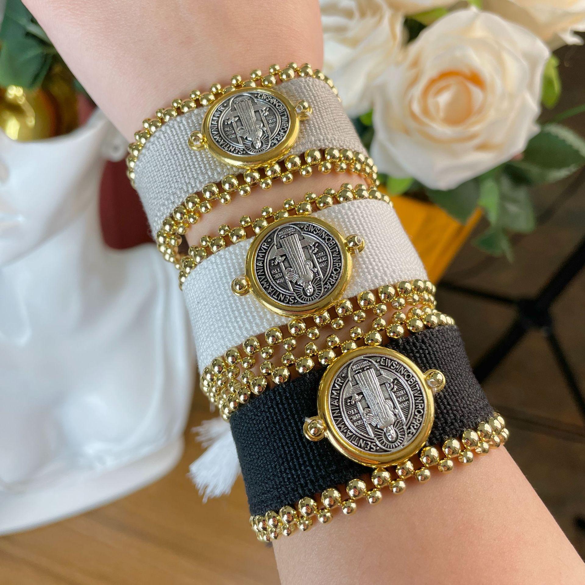 

Accessories Saint Benedict Bracelet 18K Copper Bead Woven Personality Bracelet чорний