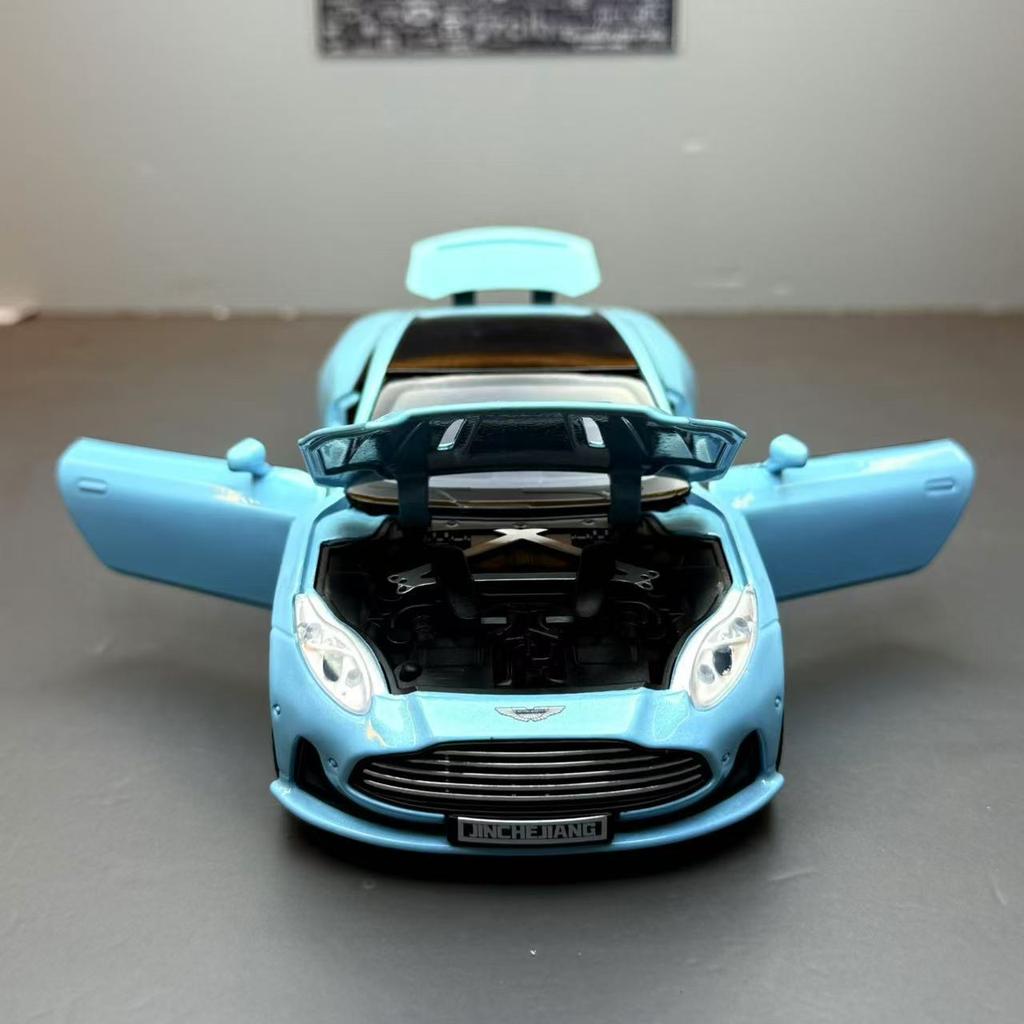 Boxed 1/32 Martin DB12 Alloy Car Model, Children's Toy Car with Sound and Lights, Holiday Gifts, Boys' Gaming Vehicle