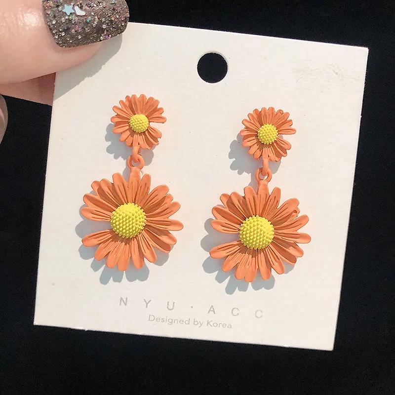 Charm Colorful Resin Daisy Drop Dangle Earrings for Women Classic Brincos Yellow Flower Stud Earring Summer Jewelry Accessories