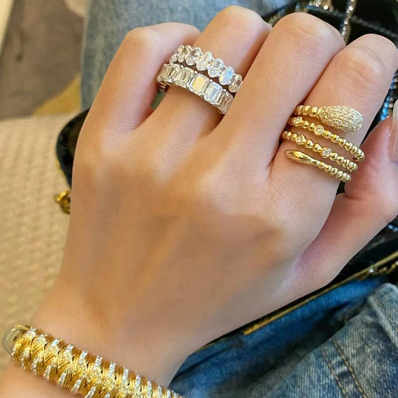 Explosão Medieval Cheia de Diamantes Enrolada em Cabeça de Cobra Anel de Cobra Espiritual Anel de Dedo Indicador Dourado Vida Retrô Multi-Anel