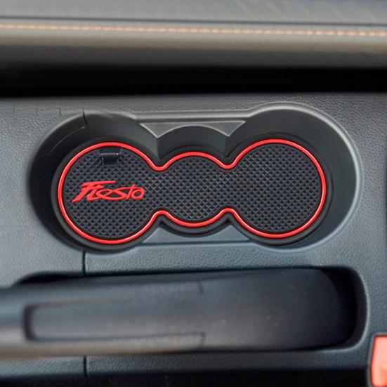 7 ks Interiér auta Slot pre dvere Zásuvka proti prachu Podložky pod poháre pre Ford Fiesta 09-14