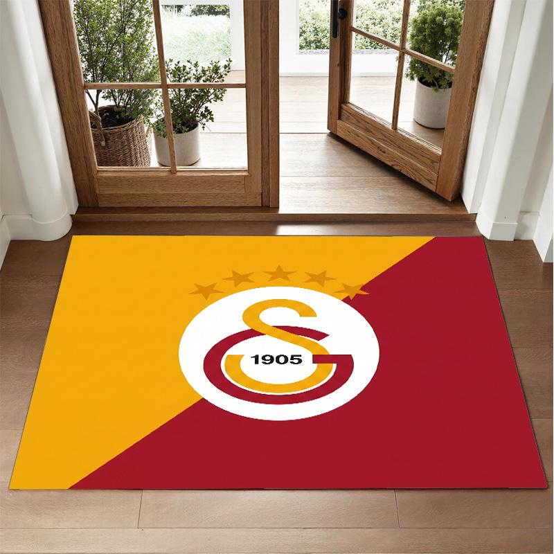 Galatasaray FC Design Crystal Velvet Rug Soft Decorative Mat for Bedroom Entrance