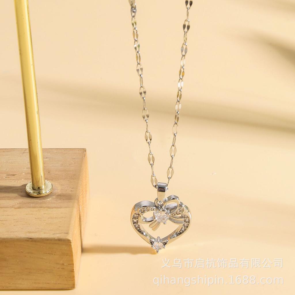Light Luxury Bow Love Necklace Women'S Simple High-End Versatile Inlaid Zircon Pendant Exquisite Jewelry