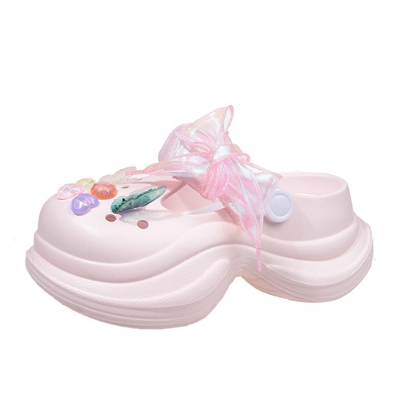 Thick-soled Heightening Hole Shoes Wear Spring and Summer New Internet Celebrities Cute Stepping On Shit Seaside Beach Sandals Women