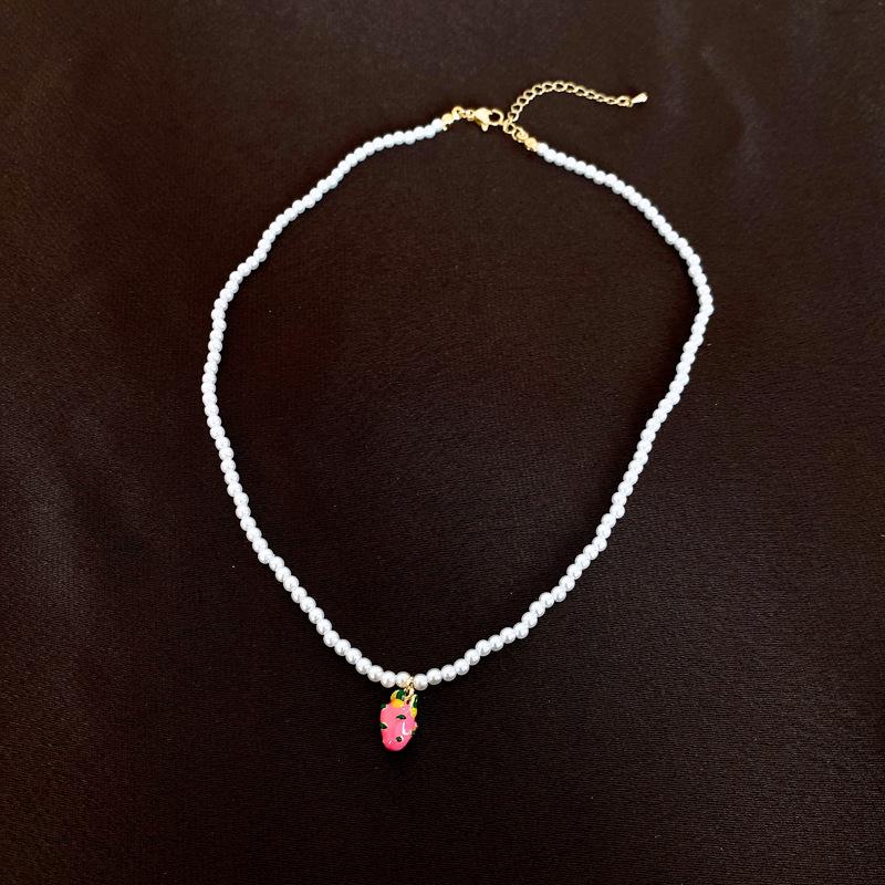 Dopamine Pearl Necklace: Retro Court Style Versatile Clavicle Chain for Women