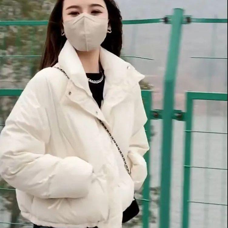 Fashionable Short Stand Collar Bread Coat/Cotton Jacket Thickened and Warm