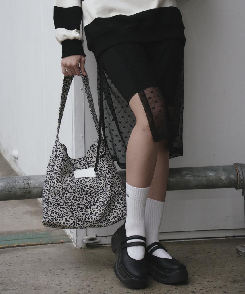 The Green Lab Leopard Print In-Pocket Shoulder Bag [Ivory]