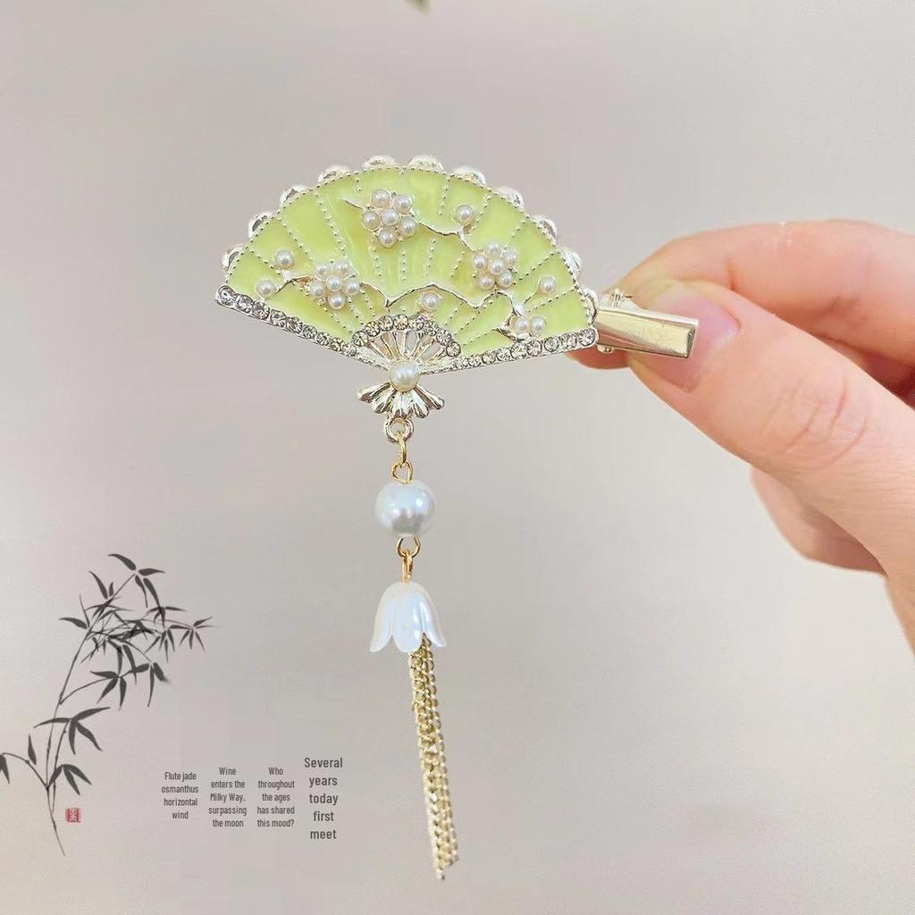 Elegant Hanfu Butterfly Hair Clip with Tassel Accent – Exquisite Chinese Style Side Hairpin