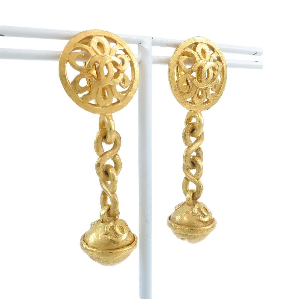 CHANEL Earring bell Plated Gold 14.2g Women Used
