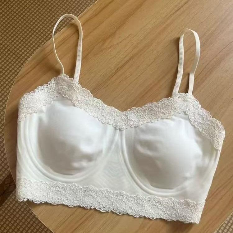 Seamless Lace Pure Desire Camisole Bra, No Underwire, Minimizing Design, Soft Support, Ultra-Thin Nude Feel.