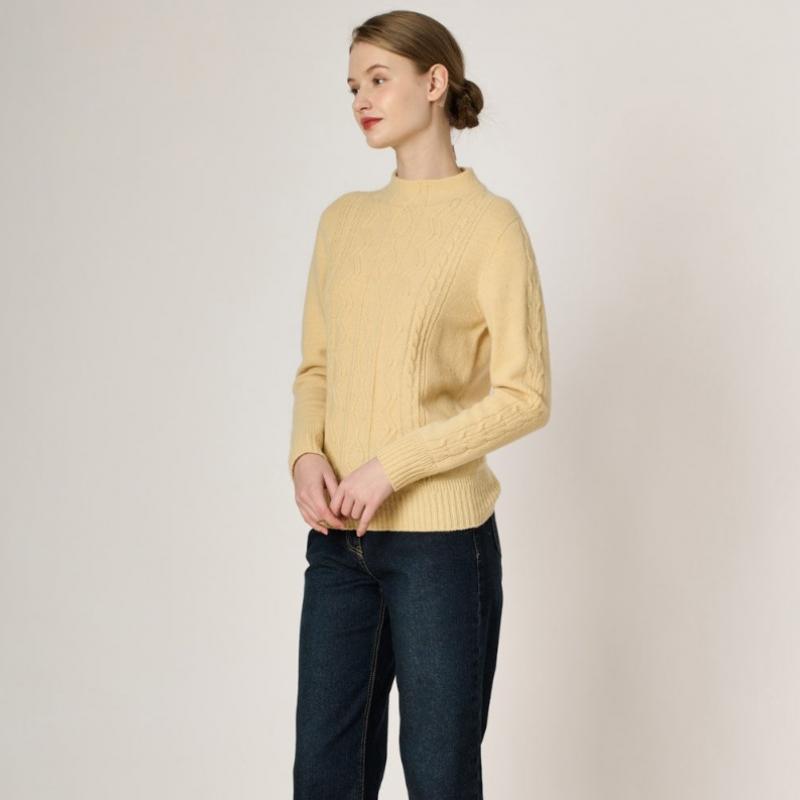 Bcbg Half Neck Cable Knit Top B3wbk429
