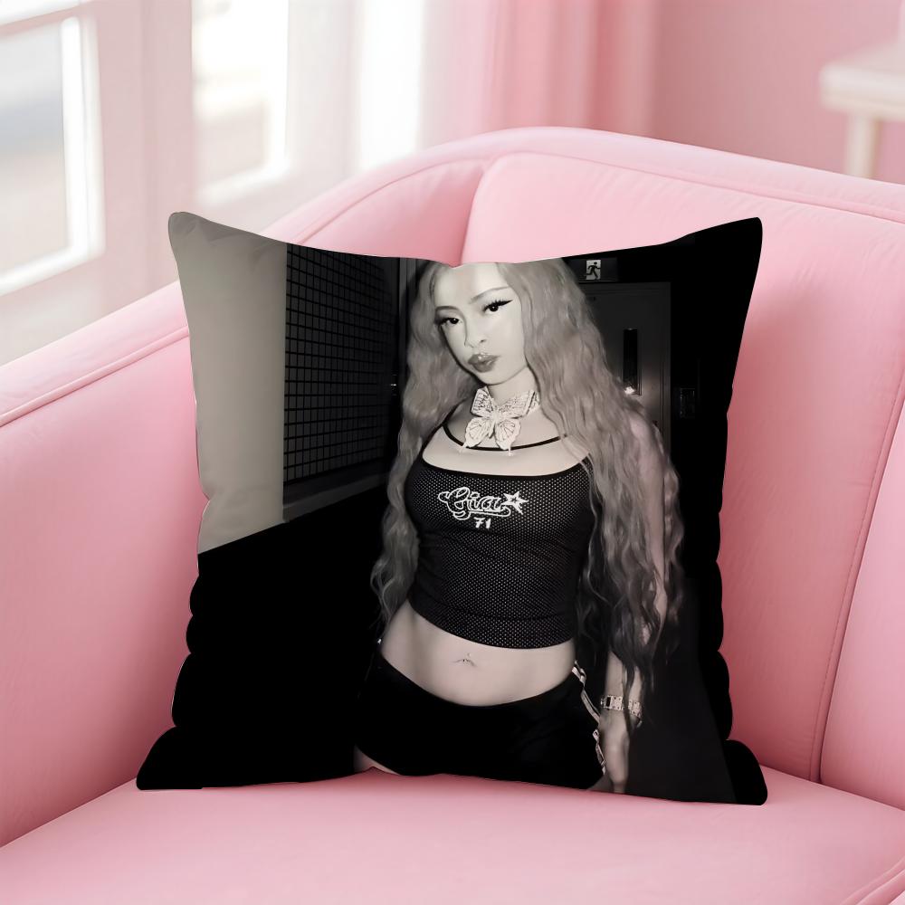 

Trendy Bold American Rapper IIce Spice Cushion Cover Pillowcase Short Plush Invisible zipper Room Sofa Cushion Cover 30X30cm