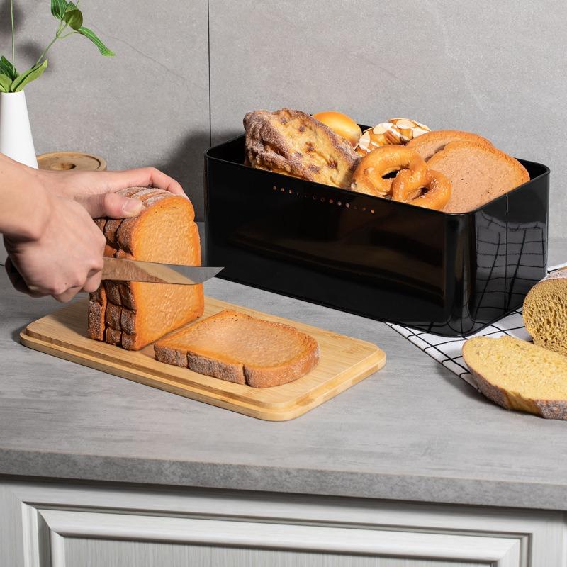 Einfache leichte schwarze Brotbox belüftet und atmungsaktiv Frischhaltendes Metall-Aufbewahrungsbehälter Küche rechteckig Bambusdeckel Brotbox