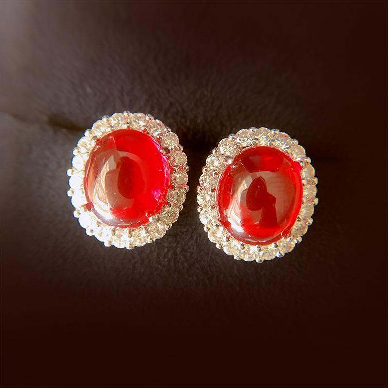 

Ювелирные изделия Форма Дэн Подвеска Сокровище 18 * 20 Кольцо 13 * 18 Серьги 10 * 12 Женский комплект