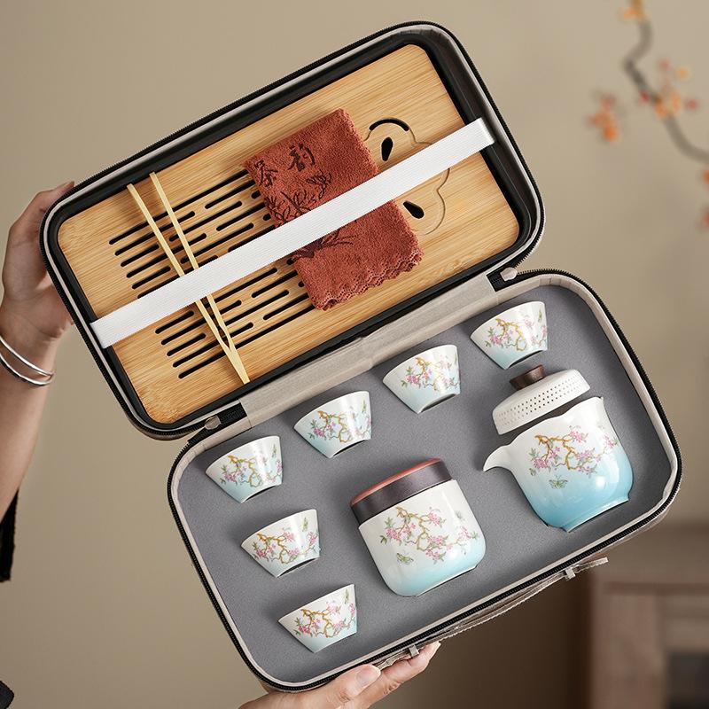 Suetově bílý porcelánový čajový set Kung Fu, čajový set pro domácí kancelář, nový čínský high-end kožený vak lze přizpůsobit