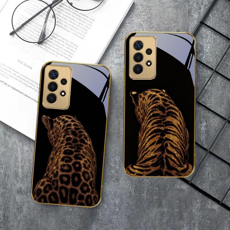leopard background black For Samsung A 01 52S A04 A05S A10 A12 13 22 23 24 36 42 M02 Note 10 20Ultra 8 9 Golden glass phone case