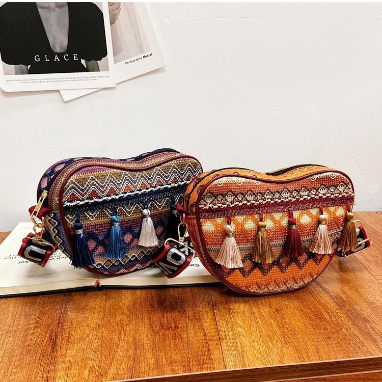 Bohemia Tassel Woven Small Shoulder Bag With Zipper Closure For Casual Day Use