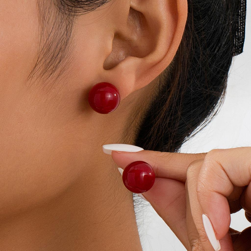 1 set of 4 pairs of burgundy steamed buns, red beans, pearl stud earrings, women's simple temperament, personalized commuting, small stud earrings