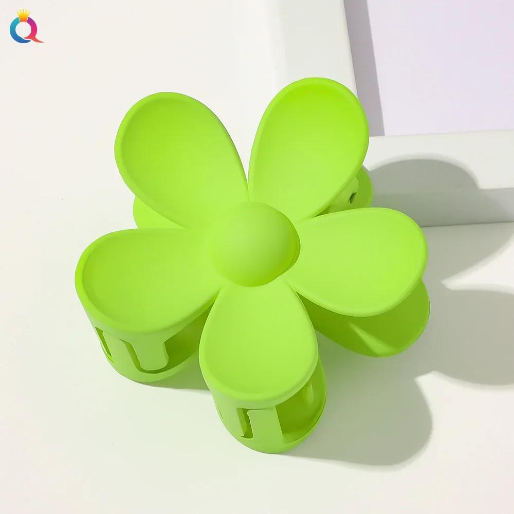 Korean Version of New Flower Hair Grab Back Spoon Matte Ponytail Shark Clip Fashionable Hair Clip New Headwear