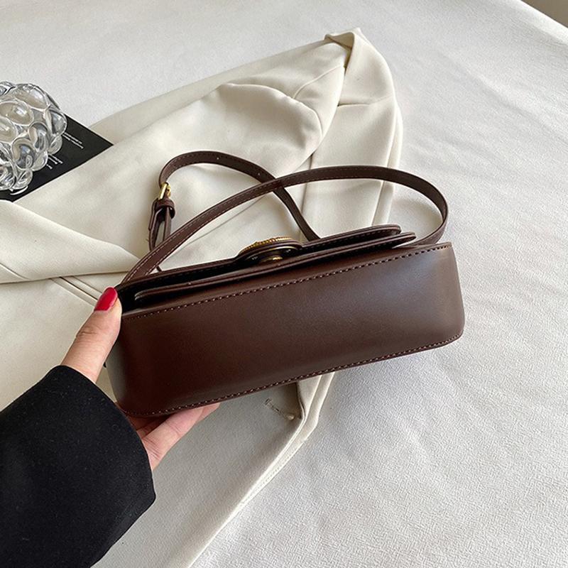 Нова невелика сумка під пахвами 2024 року, проста та модна сумка-багет, висококласна ретро-сумка через плече на одне плече