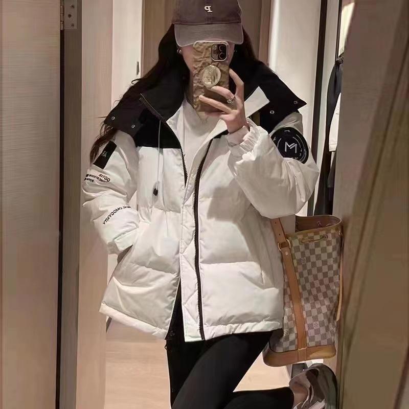 Down jacket women's 2024 winter new contrasting color short hooded white duck down thickened warm windproof jacket