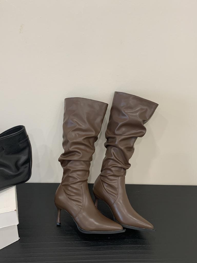 2025 Maillard brown boots women's but knee pointed boots thick heel thin pleated pile boots