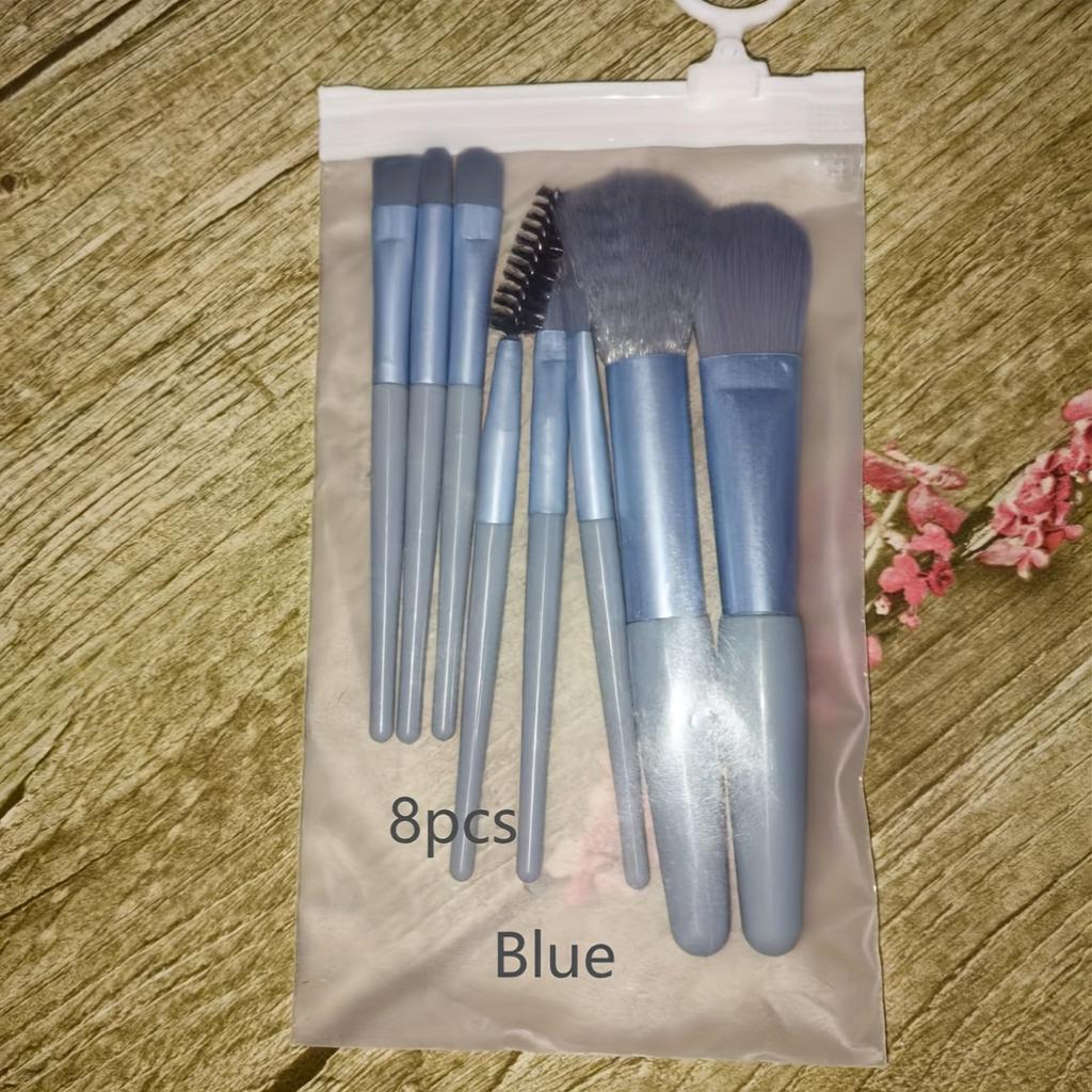 8 Piece Portable Makeup Brush Set with Soft Bristles Nylon Cosmetic Tools for Flawless Application Travel Friendly Beauty Essentials