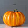 Realistická dýňová pryskyřičná řemeslná dekorace pro Halloween Domácí stolní ozdoba Sezónní sváteční displej Vnitřní venkovní použití Odolný materiál