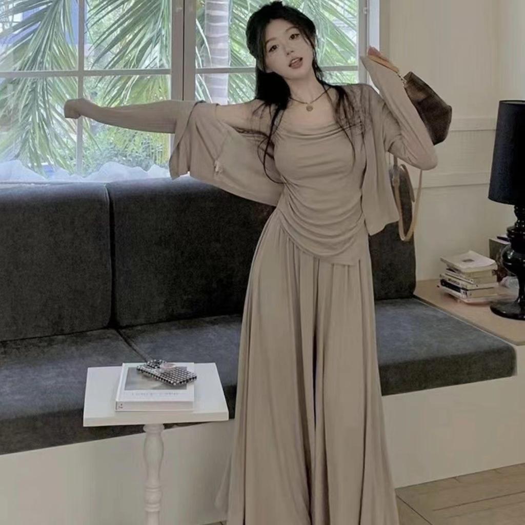 Lazy Casual Suit Women's Spring and Autumn New Irregular Suspenders Cardigan High Waist Floor Pants Show Thin Temperament Three-piece Set