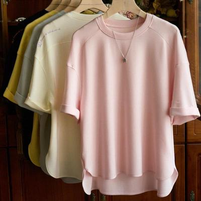 Üst Kıyafetler – T-shirtler