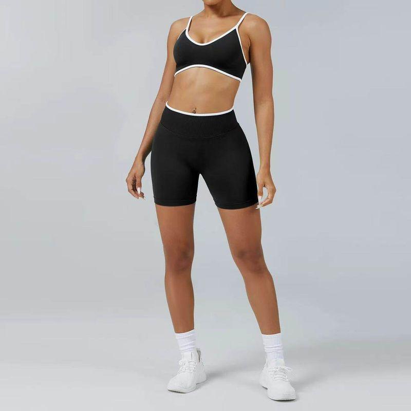 European and American Style Hot Girl Fitness Set with Peach-Shaped Butt Design, Yoga Set for Women with Chest Pads, Sports Bra, High-Waisted Shorts
