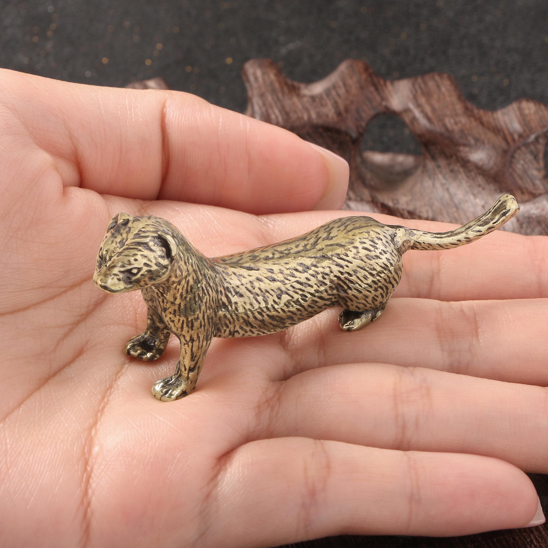 

Vintage Brass Weasel Tea Pet - Retro Chinese Animal Ornament Gift