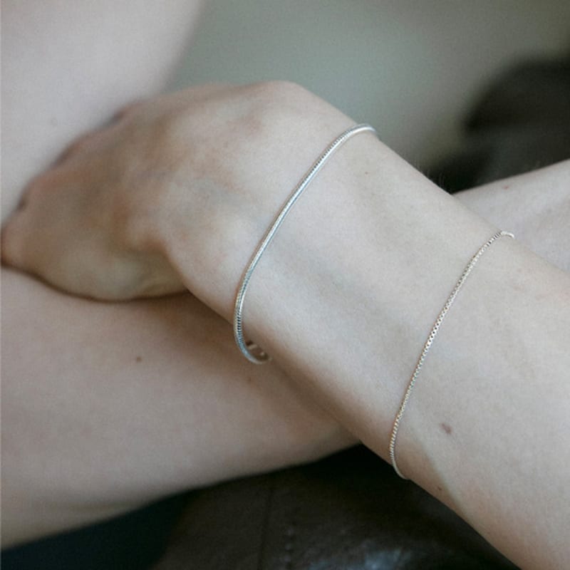 TACIT Stem Armband