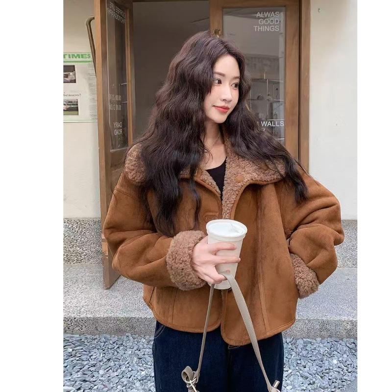 Autumn and Winter Double-sided Lamb Fur Integrated Coat Women's Short Fashion Warm Coat