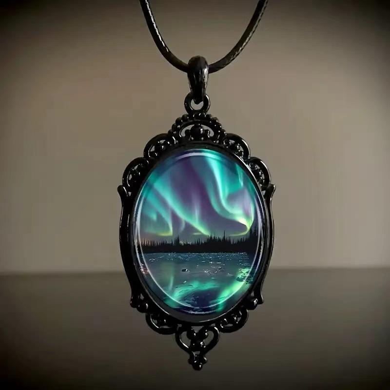 Vintage Oval Glass Alloy Pendant Necklace Jewelry