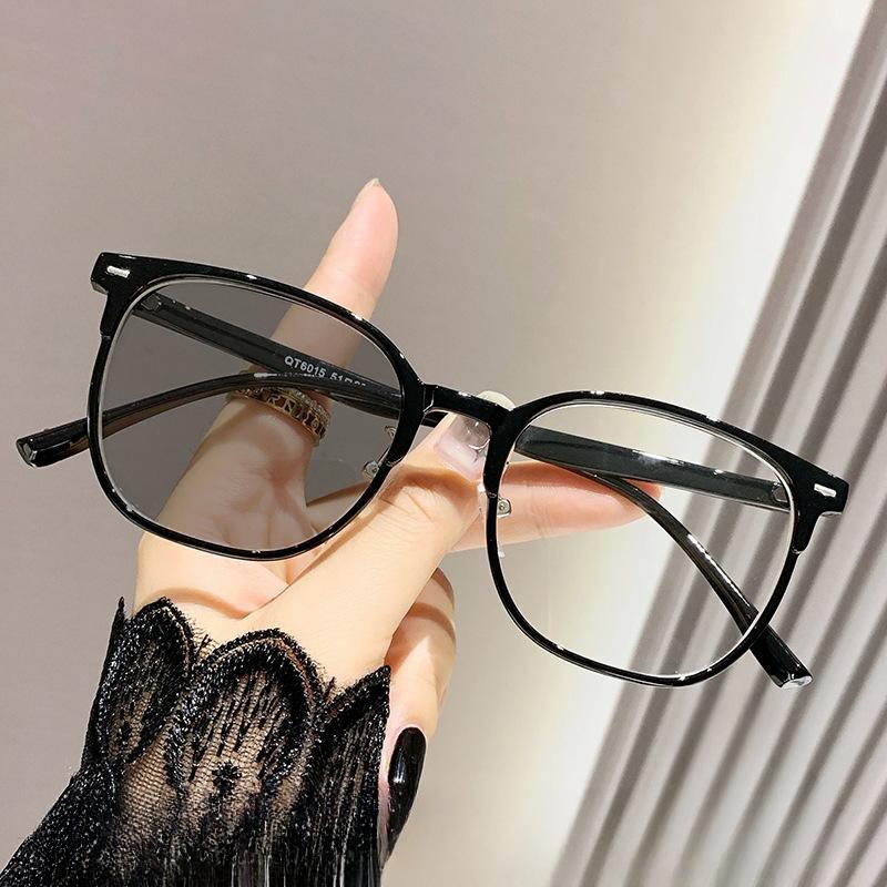 Korean Photochromic Glasses Large Frame Plain Anti-blue Light Myopia Glasses Frame Women's Ultra-light Big Face Slimming Flat Glasses