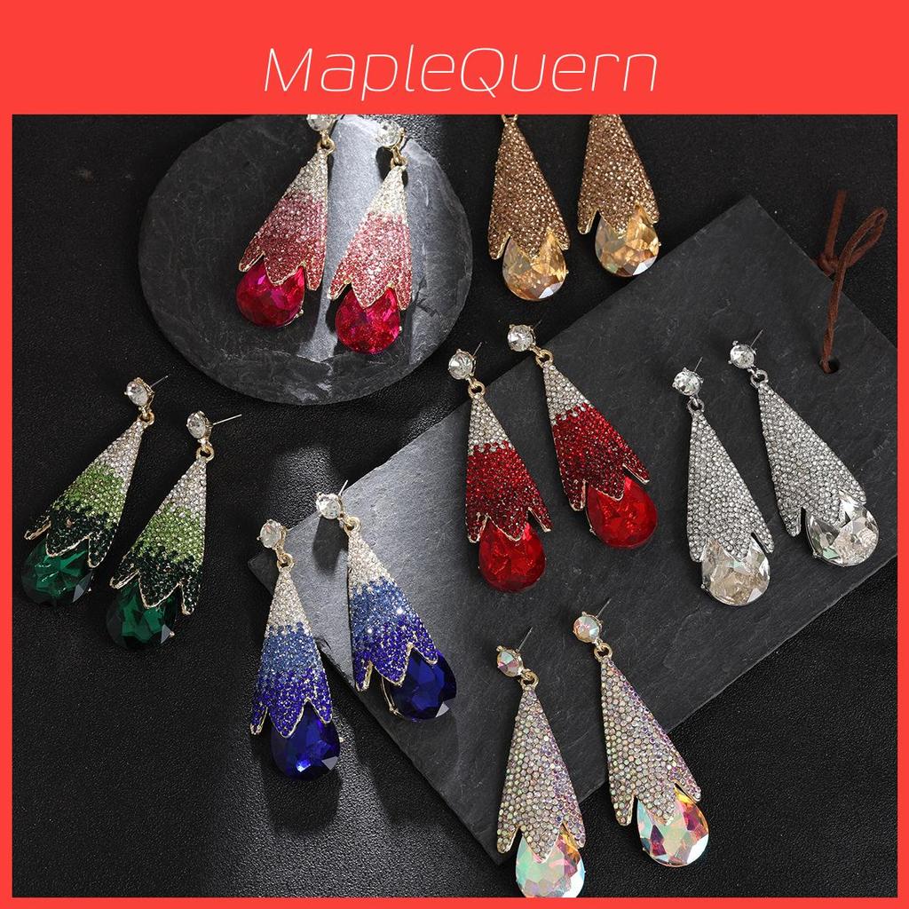 Elegant Diamond Drop Earrings With Geometric Design For Fashionable Women In Autumn