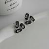 Light Luxury Geometric Acrylic Diamond Stud Earrings, Fashionable Irregular Black Gemstone Splicing Earrings.