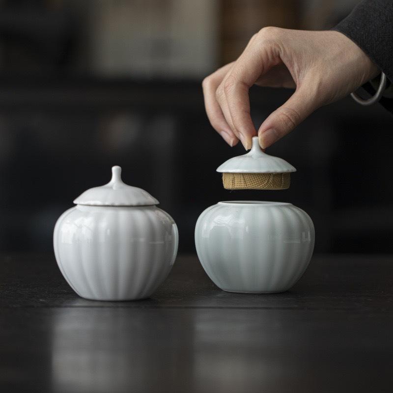 Creative Small Tea Jar household ceramic moisture-proof tea storage jar Small portable tea storage sealed jars Teaware Caddies