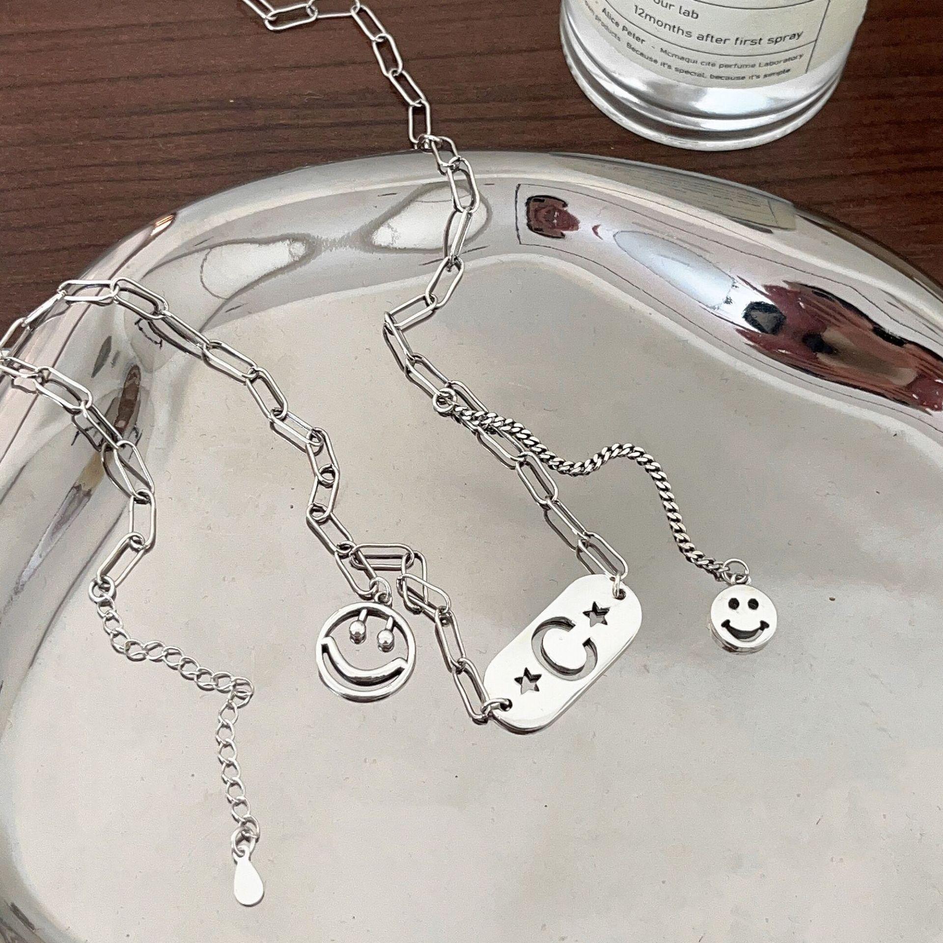 

Yinruitai S925 Sterling Silver Letter C Star Smiley Necklace for Women – Unique Clavicle Chain Design 925 Silver