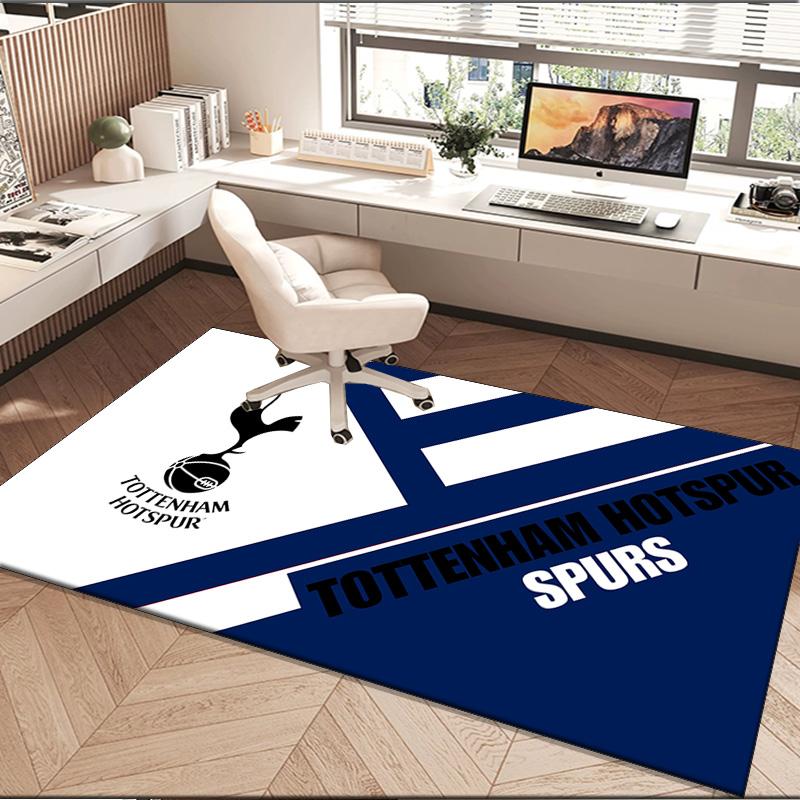 1PC Rug FC Tottenham Crest Carpet, Chair Rug,Area Rug for Office Bedroom Living Rooms Bedroom, Doormat Decor Christmas Fan Gifts
