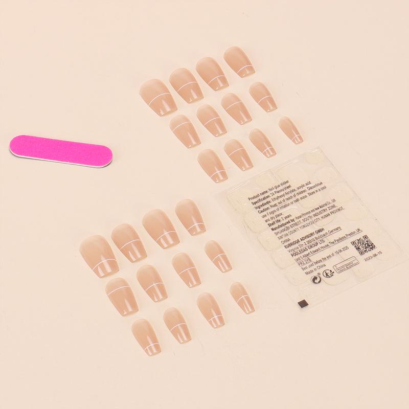 Short Nude Line Style Wearable Fake Nail Art