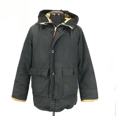 Wyprodukowano w Japonii White Line Kurtka puchowa 90% Sweter Męski M 46 Czarny Płaszcze Kurtki Swetry(UŻYWANY)