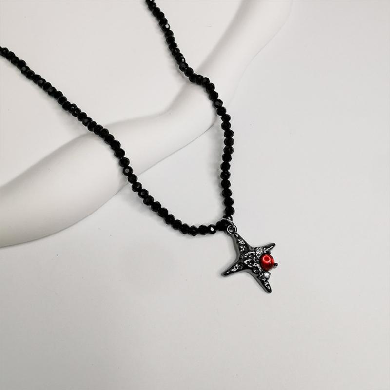 Gothic Style Heart And Butterfly Black Crystal Beaded Necklace Unique Neck Chain For Women Seeking Unique Fashion