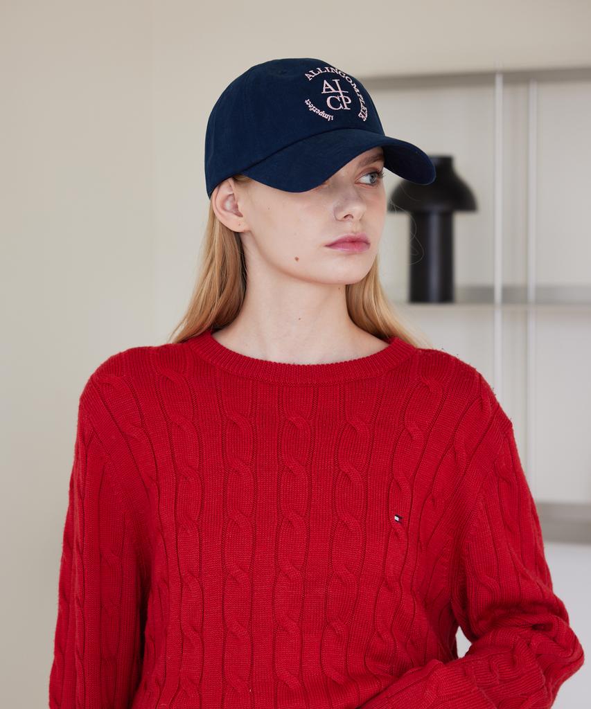 Olinkeompeulliteu Round Logo Ball Cap (Navy (Pink))