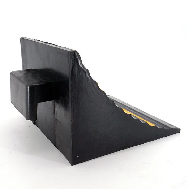 Rubber Wheel Chock for Trucks